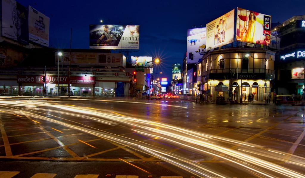 Mg Road One Bangalore Exterior foto